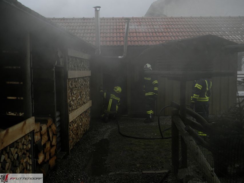 20180222 BrandHolzSchuppen DirMayrstr (20)